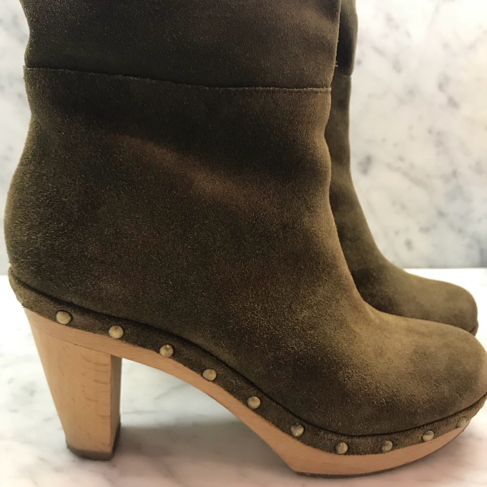 Banana Republic Suede Boots